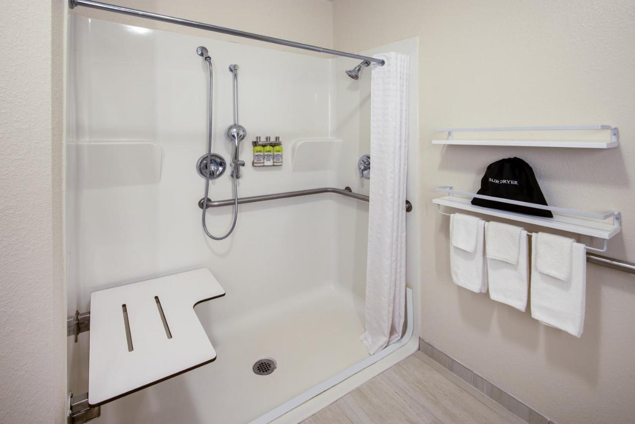 Candlewood Suites Manassas By Ihg Exterior foto