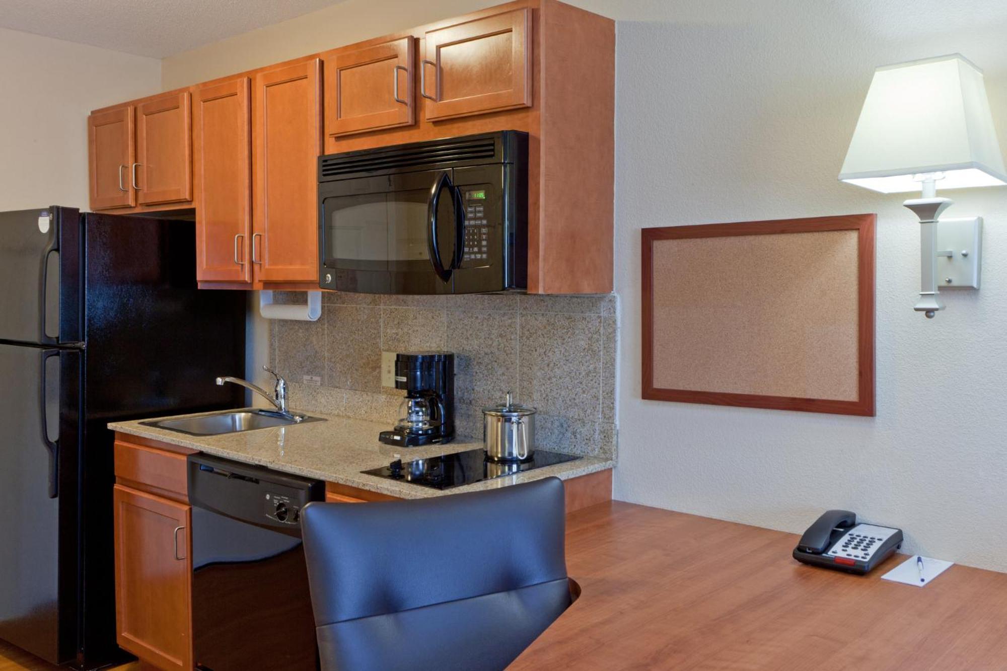Candlewood Suites Manassas By Ihg Exterior foto